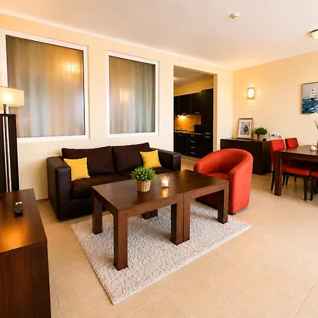 Sunset Resort- First Line & Pool - Private Ap Pomorie