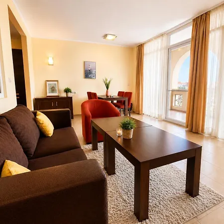 Sunset Resort- First Line & Pool - Private Ap Pomorie